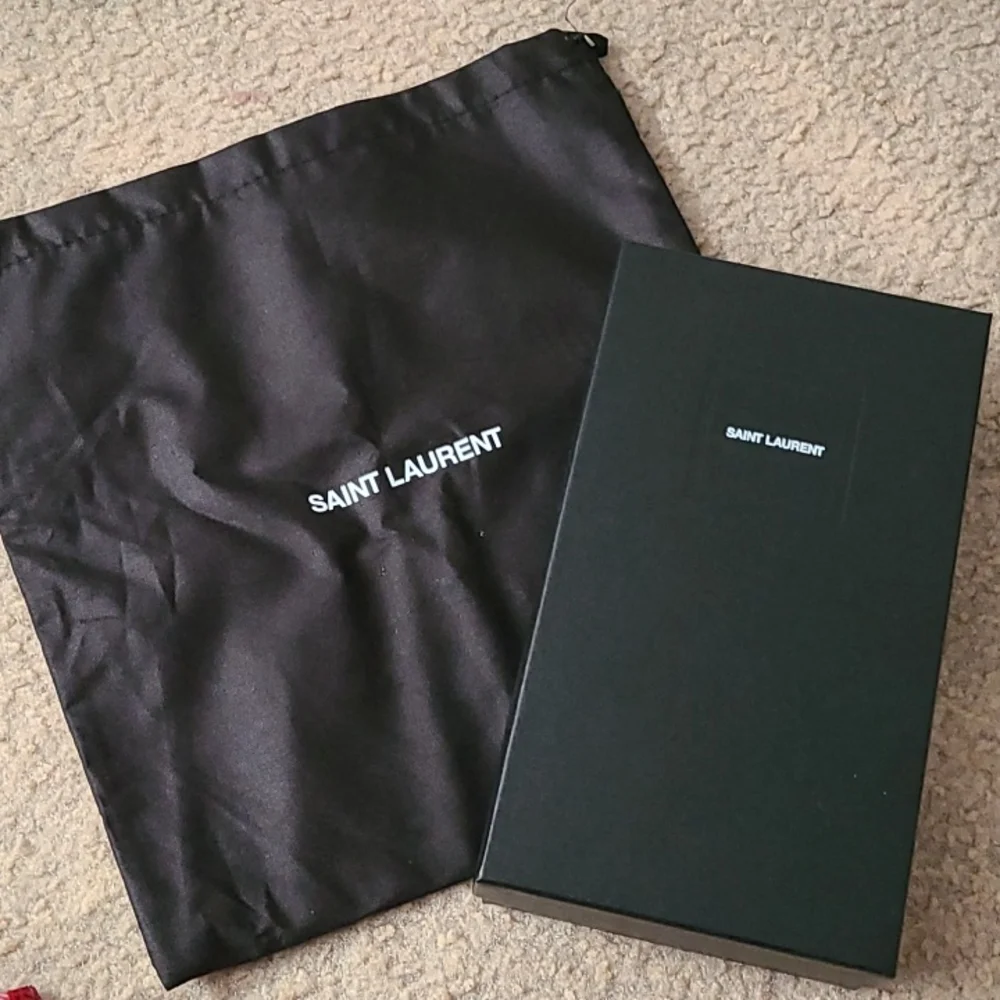 YSL wallet with added chains
